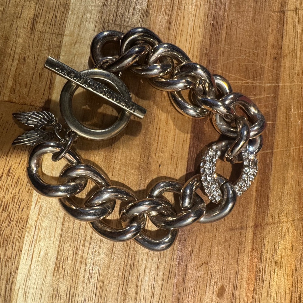 Victoria’s Secret toggle bracelet